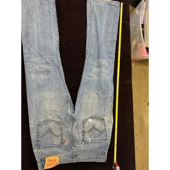 Levis 501 Mens Jeans 31x30 Light Wash Button Fly Straight Leg Denim Blue C8 - Picture 4 of 7